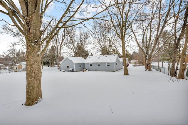 1410 Rowena Lane, Jackson City, MI 49202