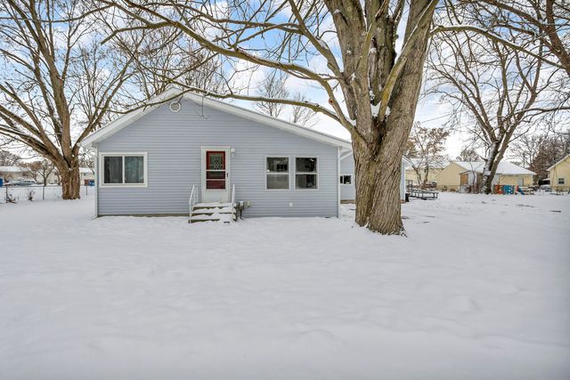 1410 Rowena Lane, Jackson City, MI 49202