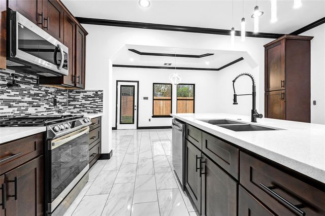 13104 Donegal Way, Houston, TX 77047