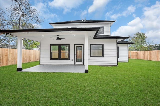 13104 Donegal Way, Houston, TX 77047