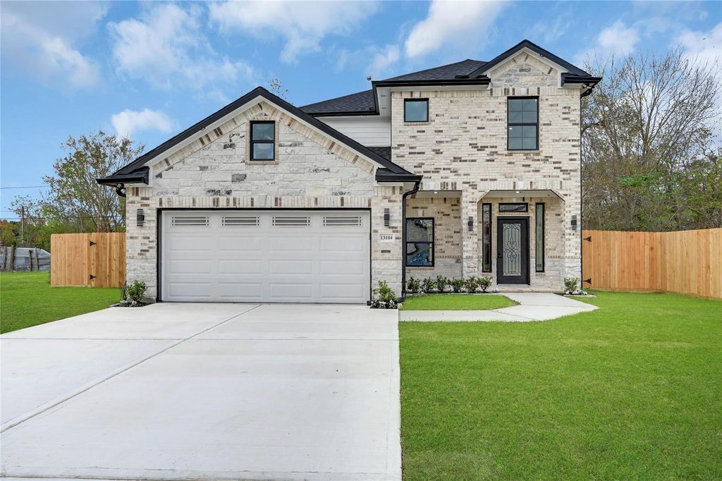 13104 Donegal Way, Houston, TX 77047