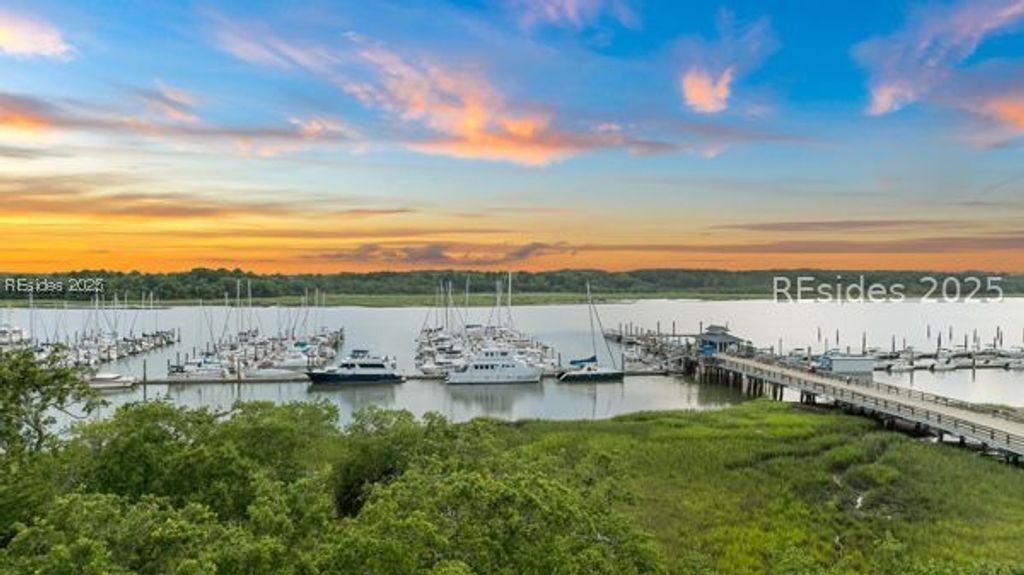 73 Skull Creek Drive 316, Hilton Head Island, SC 29926