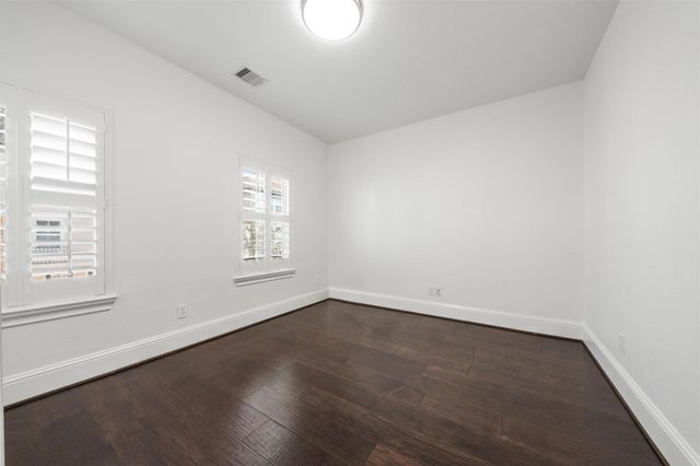 908 Amelia Street, Sugar Land, TX 77478