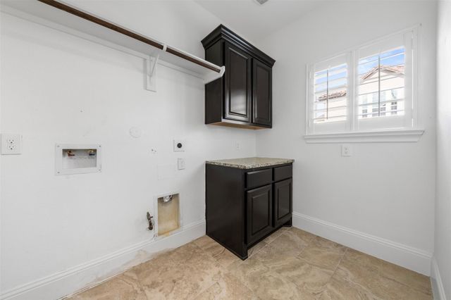 908 Amelia Street, Sugar Land, TX 77478