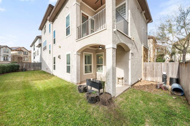 908 Amelia Street, Sugar Land, TX 77478