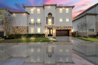 908 Amelia Street, Sugar Land, TX 77478