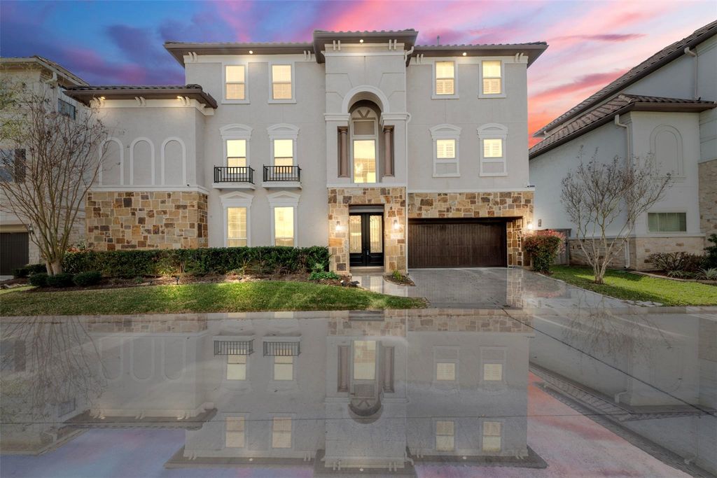 908 Amelia Street, Sugar Land, TX 77478