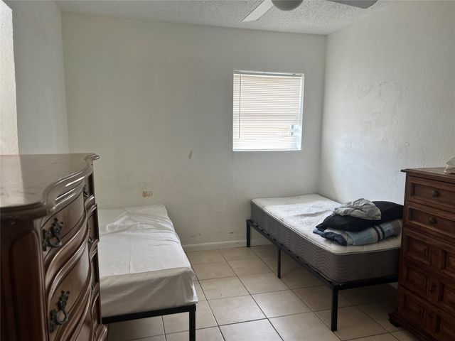 3201 Glendale Boulevard, Fort Lauderdale, FL 33312