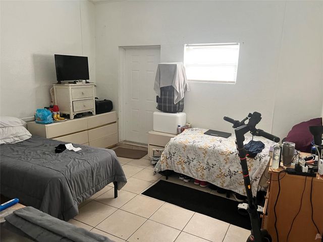 3201 Glendale Boulevard, Fort Lauderdale, FL 33312