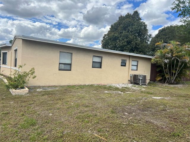 3201 Glendale Boulevard, Fort Lauderdale, FL 33312