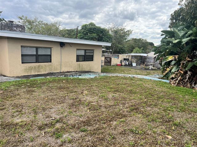 3201 Glendale Boulevard, Fort Lauderdale, FL 33312