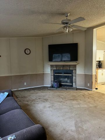 351 Grady, Shirley, AR 72153