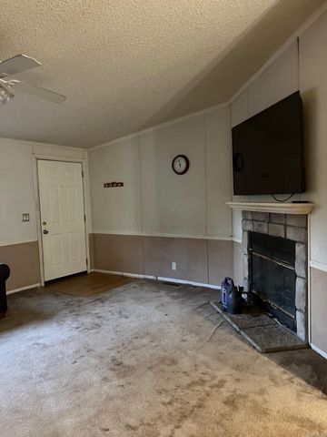 351 Grady, Shirley, AR 72153