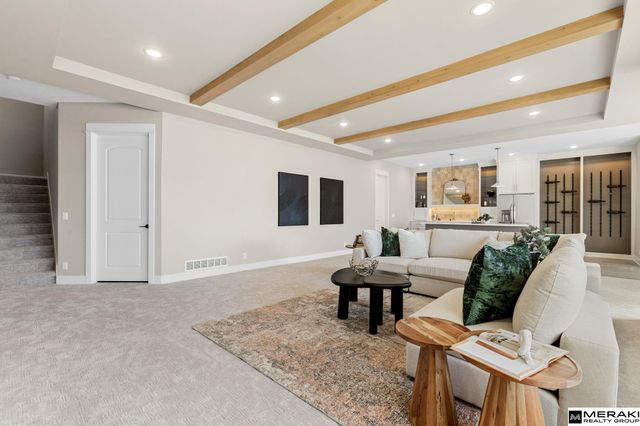 3530 S 220th Street, Elkhorn, NE 68022