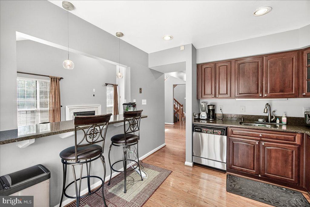 Image 14 of property listing at 1520 INGRAM TER, Silver Spring, MD 20906