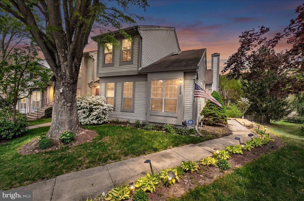 Image 2 of property listing at 1520 INGRAM TER, Silver Spring, MD 20906