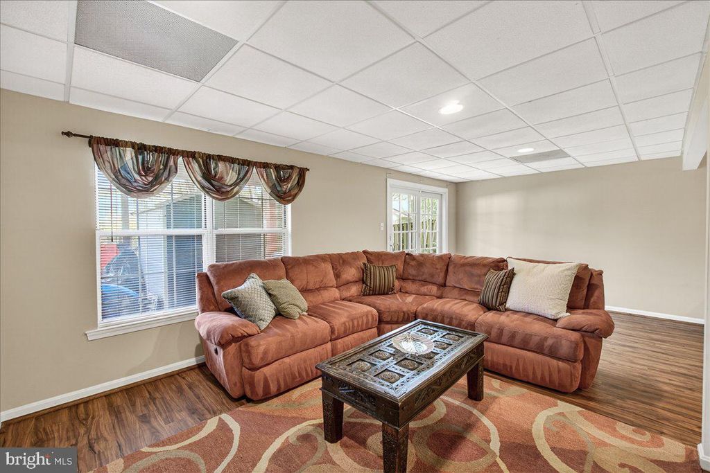 Image 34 of property listing at 1520 INGRAM TER, Silver Spring, MD 20906