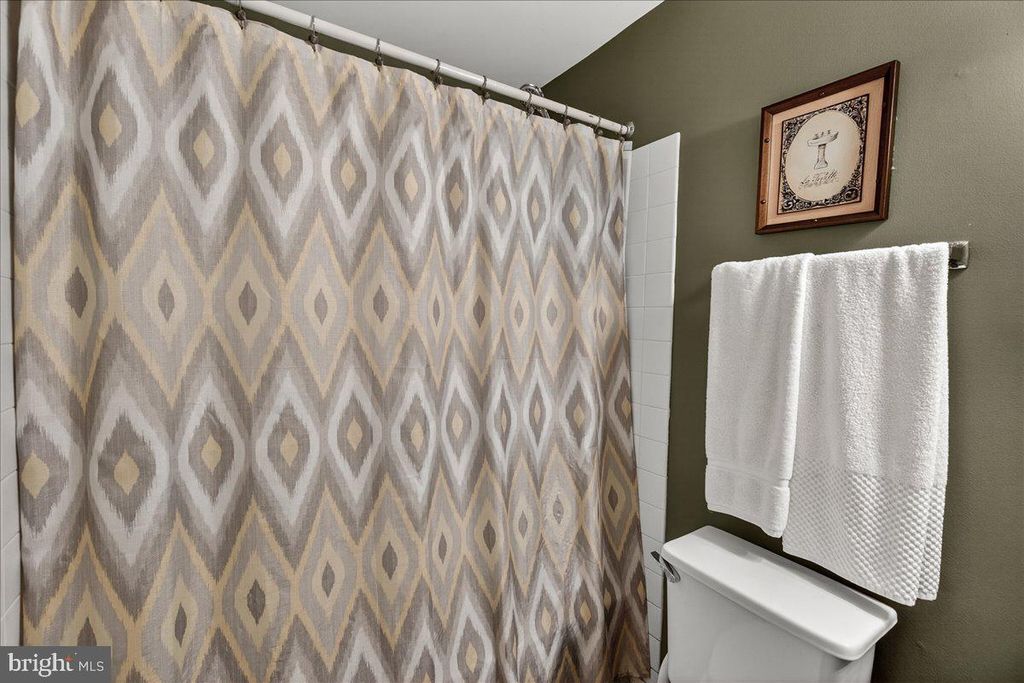 Image 36 of property listing at 1520 INGRAM TER, Silver Spring, MD 20906