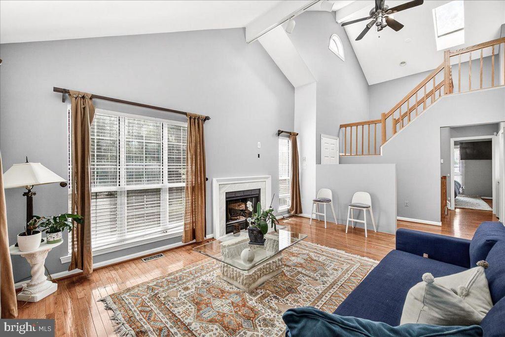 Image 9 of property listing at 1520 INGRAM TER, Silver Spring, MD 20906