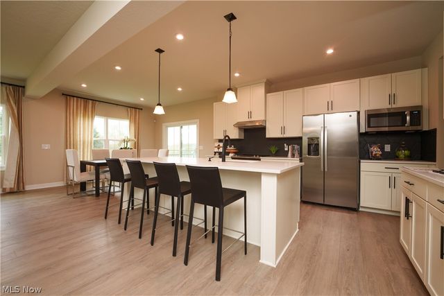 8100 Jack Ryan Drive, North Ridgeville, OH 44039