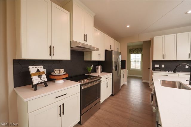 8100 Jack Ryan Drive, North Ridgeville, OH 44039
