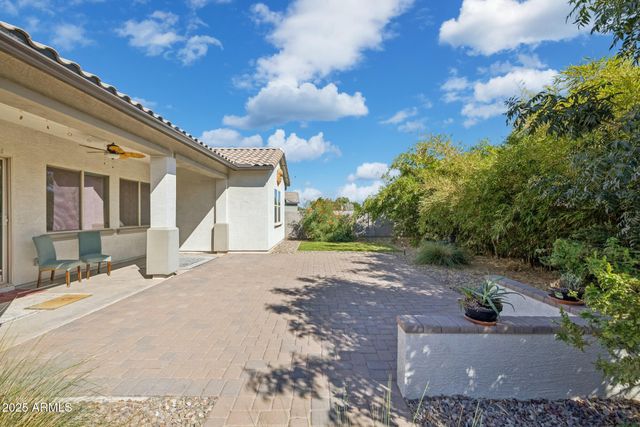 41301 W SUSSEX Drive, Maricopa, AZ 85138