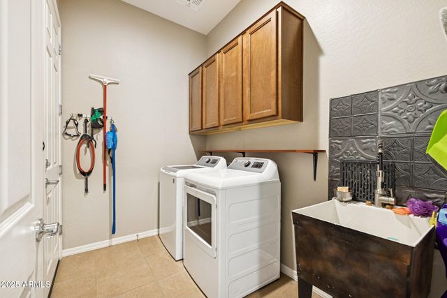 41301 W SUSSEX Drive, Maricopa, AZ 85138