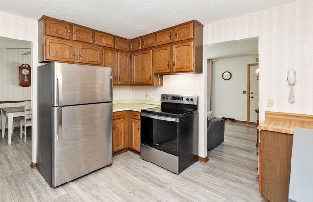 210 11th Avenue NW, Altoona, IA 50009
