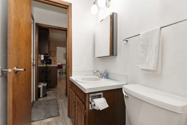 210 11th Avenue NW, Altoona, IA 50009