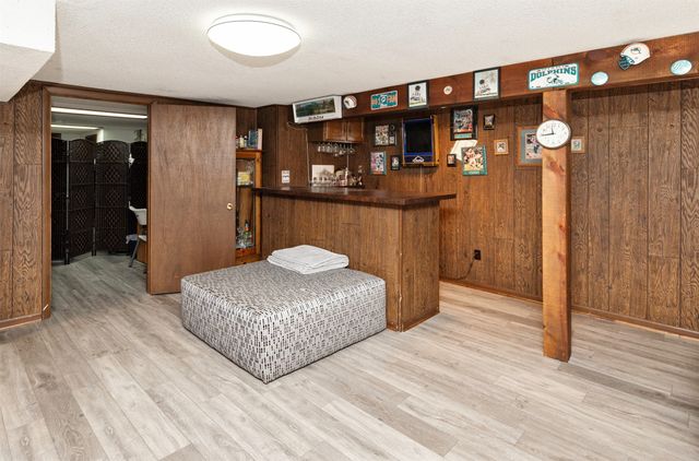 210 11th Avenue NW, Altoona, IA 50009