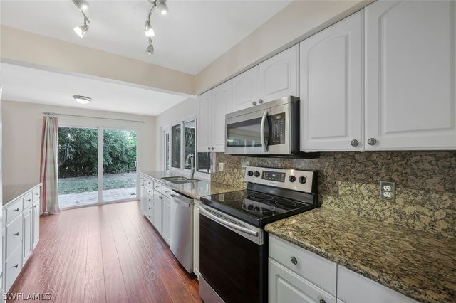 523 E Valley DR, Bonita Springs, FL 34134