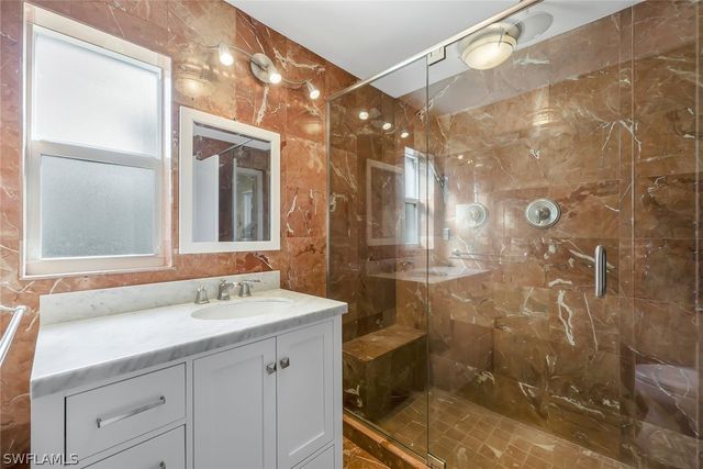 523 E Valley DR, Bonita Springs, FL 34134