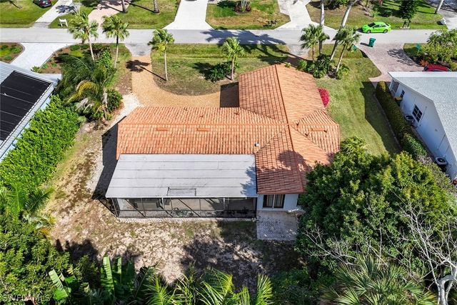 523 E Valley DR, Bonita Springs, FL 34134