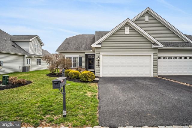 307 VALOR DR, Mechanicsburg, PA 17050