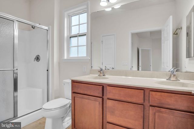 307 VALOR DR, Mechanicsburg, PA 17050