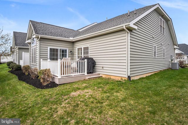 307 VALOR DR, Mechanicsburg, PA 17050