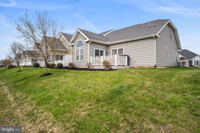 307 VALOR DR, Mechanicsburg, PA 17050