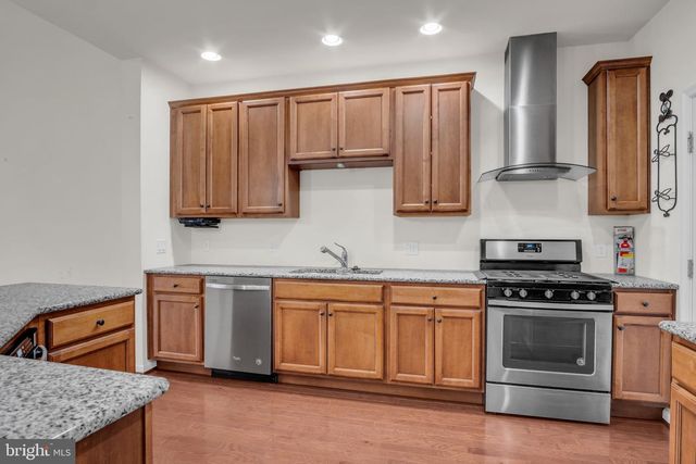307 VALOR DR, Mechanicsburg, PA 17050