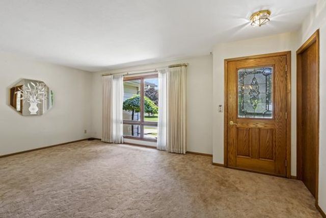 107 Moorland Drive, Markesan, WI 53946