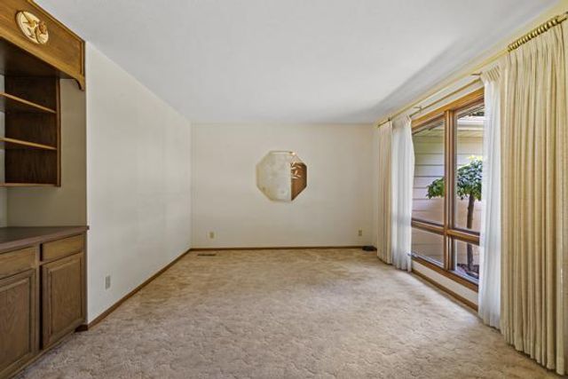 107 Moorland Drive, Markesan, WI 53946