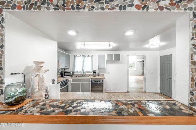 1193 Manhattan Way, Gardnerville, NV 89460