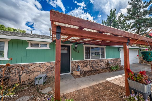 1193 Manhattan Way, Gardnerville, NV 89460