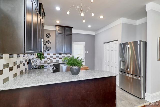 6059 Clemens Avenue, St Louis, MO 63112