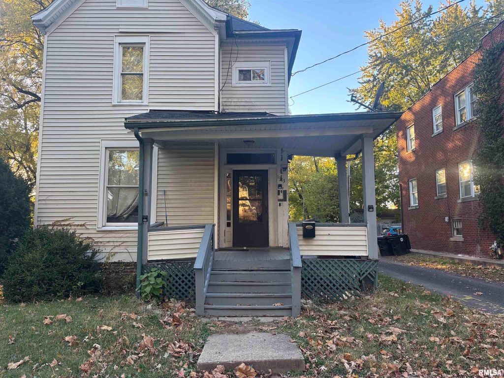 1313 N ELLIS Street, Peoria, IL 61604
