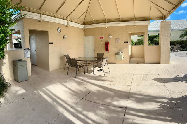 152 CORAL CAY Drive, Palm Beach Gardens, FL 33418