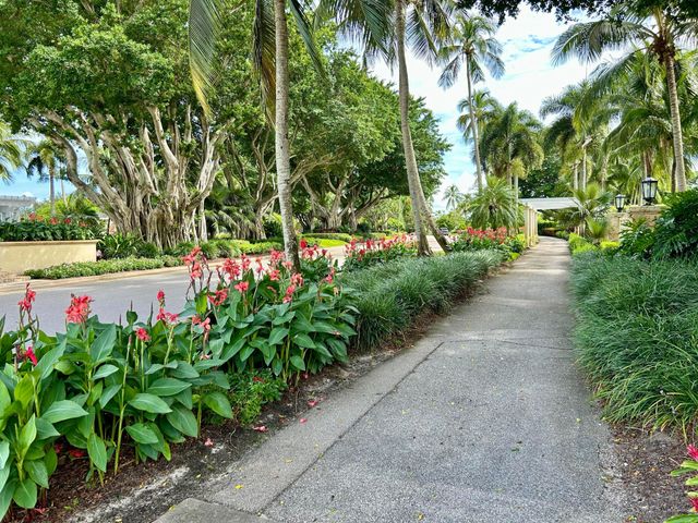 152 CORAL CAY Drive, Palm Beach Gardens, FL 33418