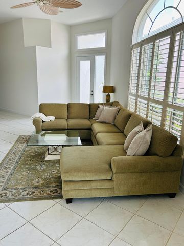 152 CORAL CAY Drive, Palm Beach Gardens, FL 33418