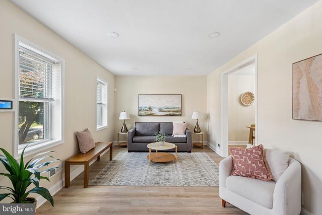 34 BRIARWOOD RD, Baltimore, MD 21228