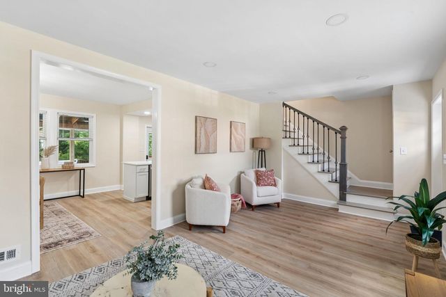 34 BRIARWOOD RD, Baltimore, MD 21228