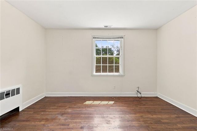 2411 Dellwood Drive, Greensboro, NC 27408